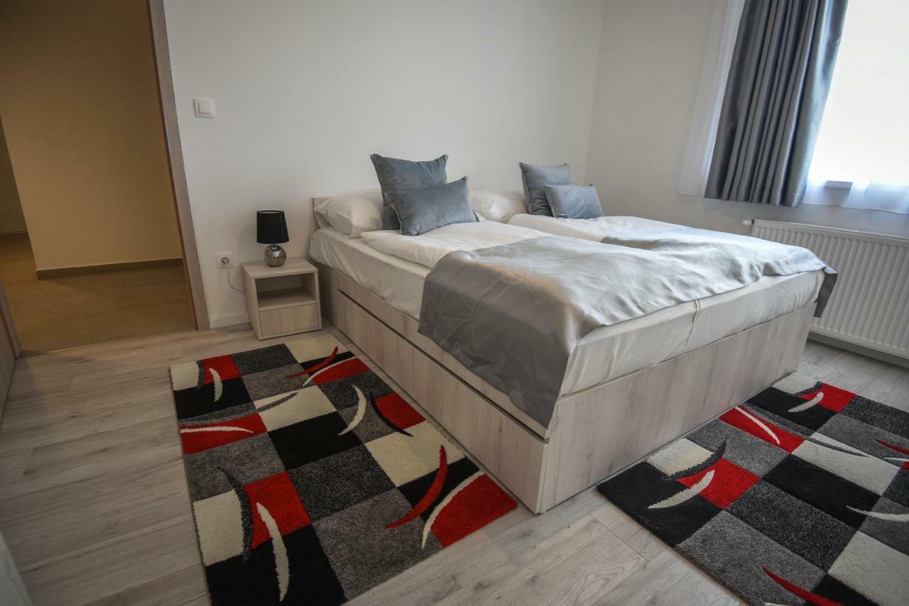 Francesca Apartman Siófok Exteriör bild